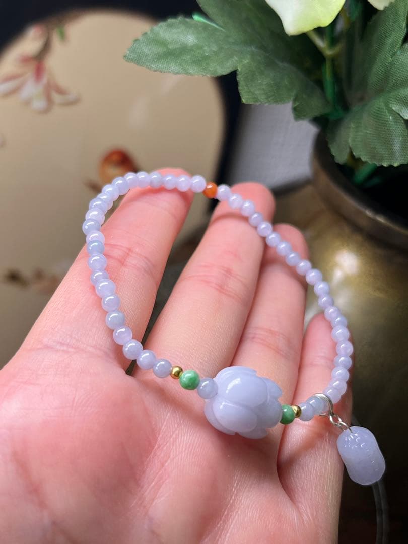本翡翠　18kビーズ入り、ラベンダー双頭蓮花ブレスレット＆ミニ落花生チャーム付き