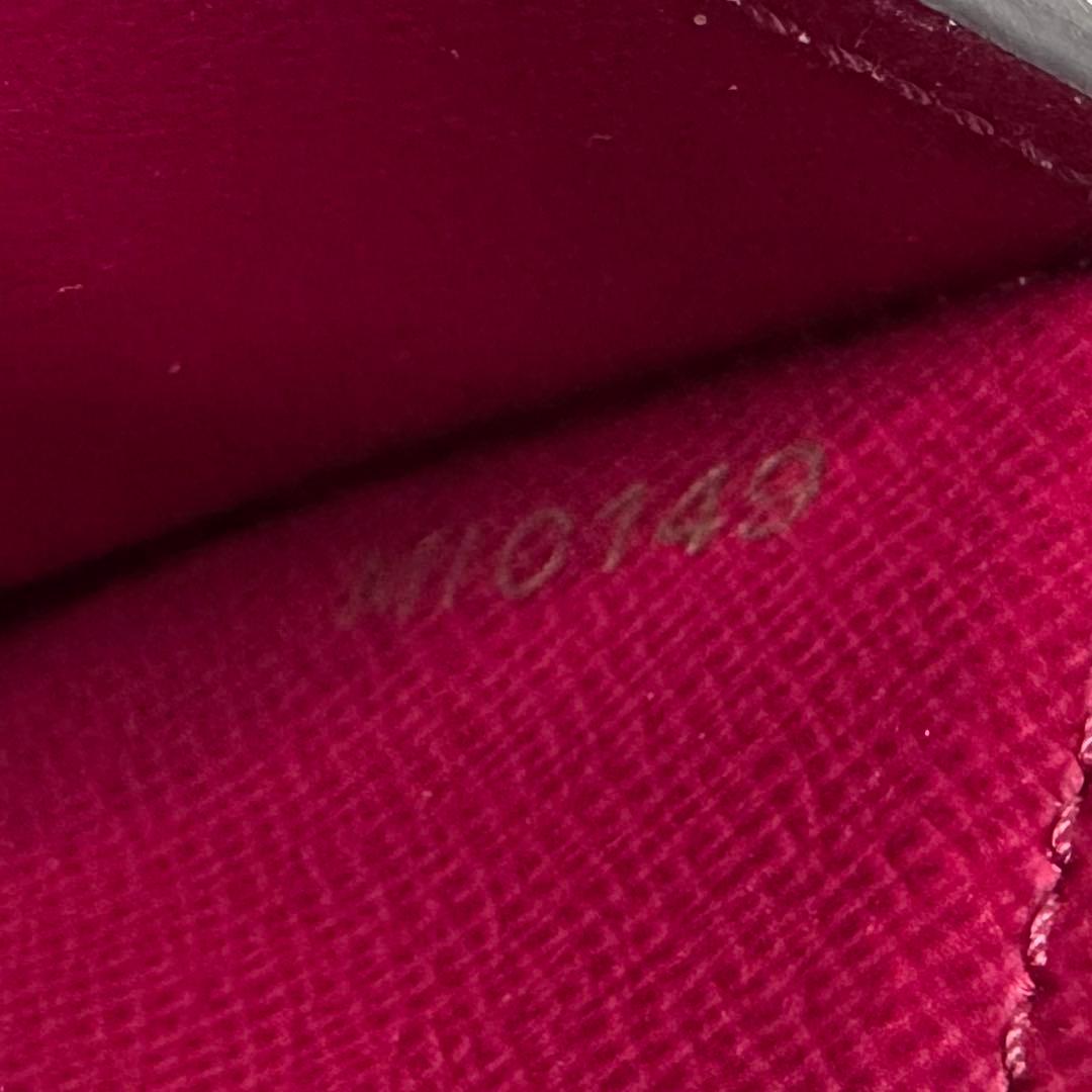 LOUIS VUITTON ルイヴィトン　モノグラム　ポルトフォイユゾエ美品