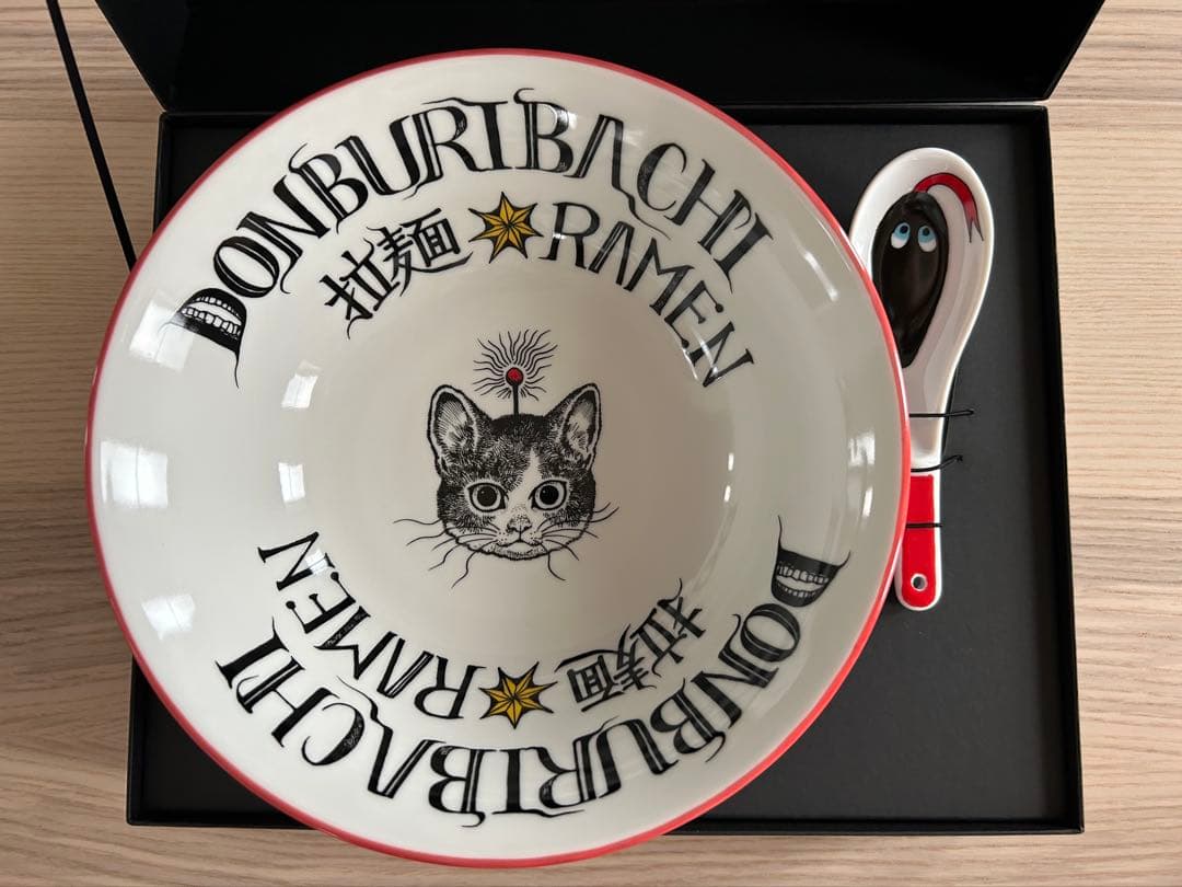 【新品未使用】ヒグチユウコ　ラーメンどんぶり＆レンゲセット　美濃焼