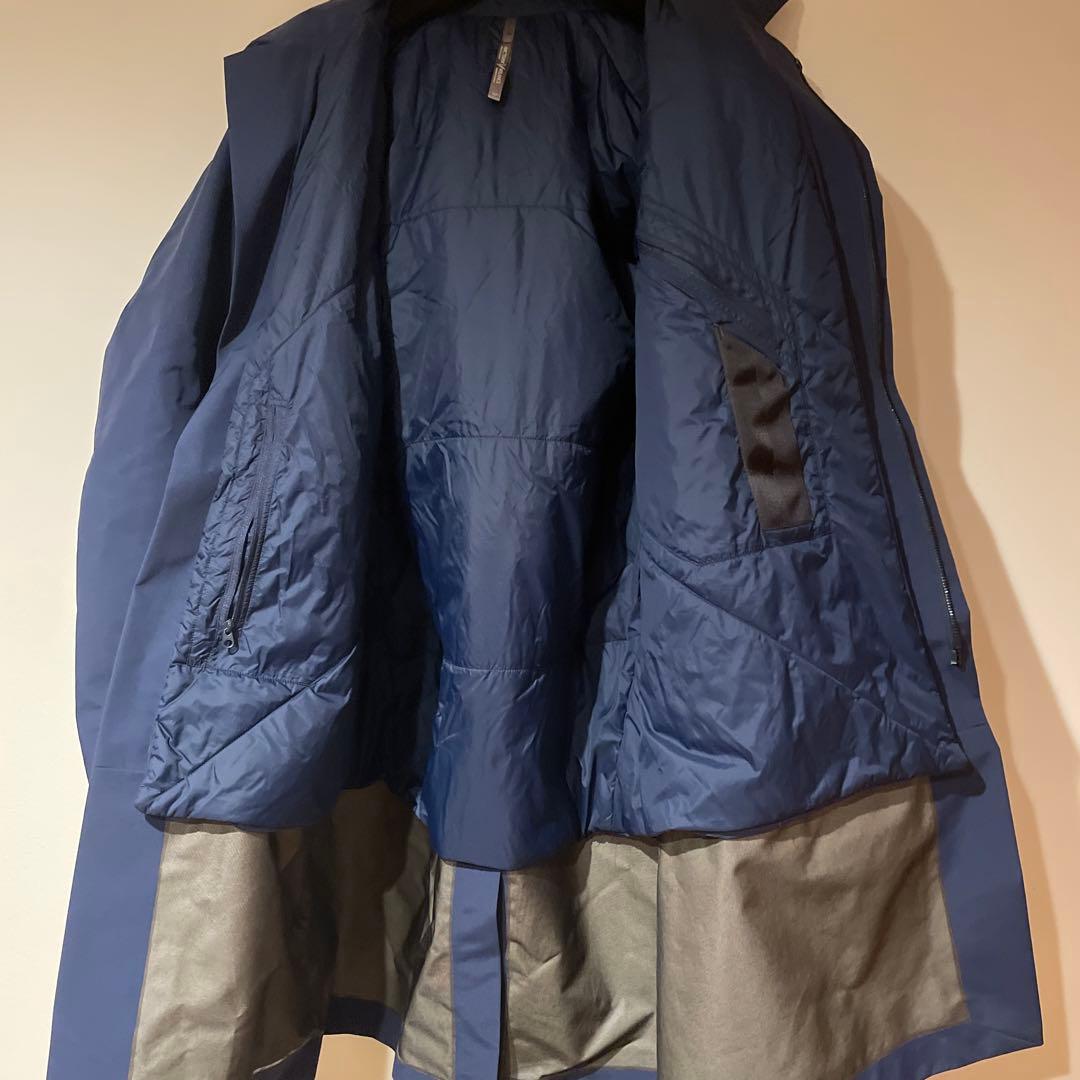 ネイビー ロング丈レインコート 中綿入り　アークテリックスヴェイランス