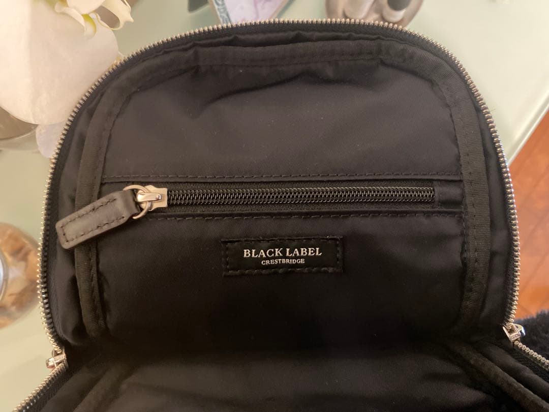 BLACK LABEL CRESTBRIDGE ボディバッグ ネイビー