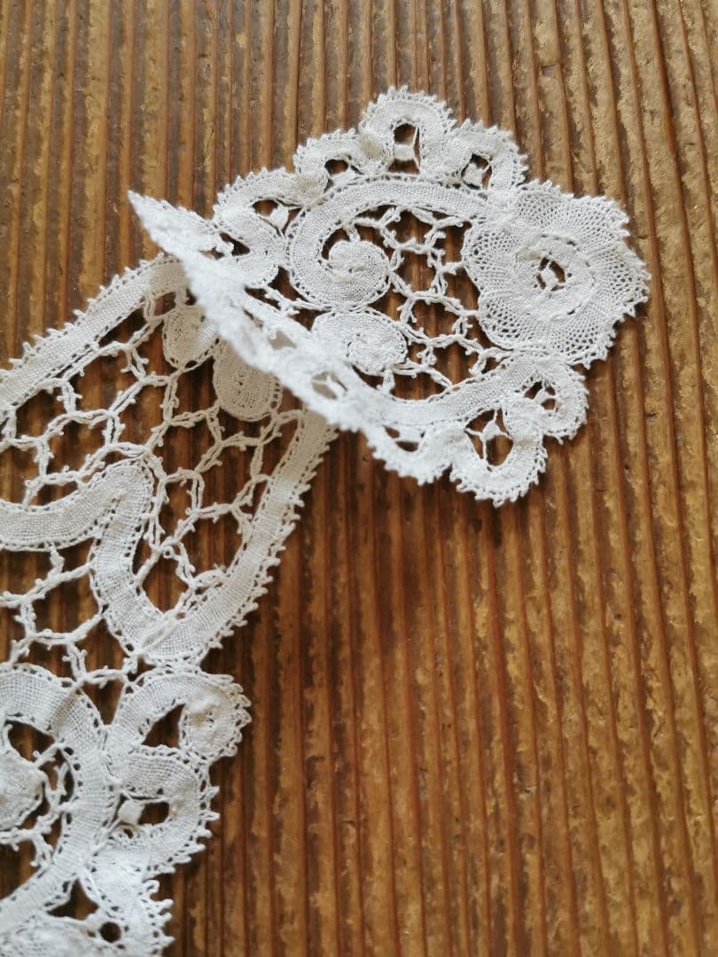 アンティーク フランス購入 レイヤーレースジャボ 二重繋ぎ 一重のポワンドローズ