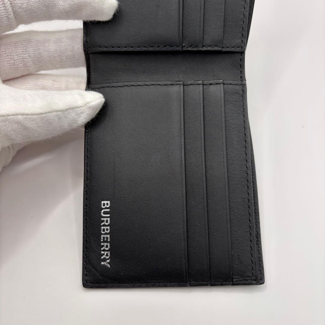 BURBERRY 二つ折り財布　チェック　スモークドノバチェック　折り財布　財布