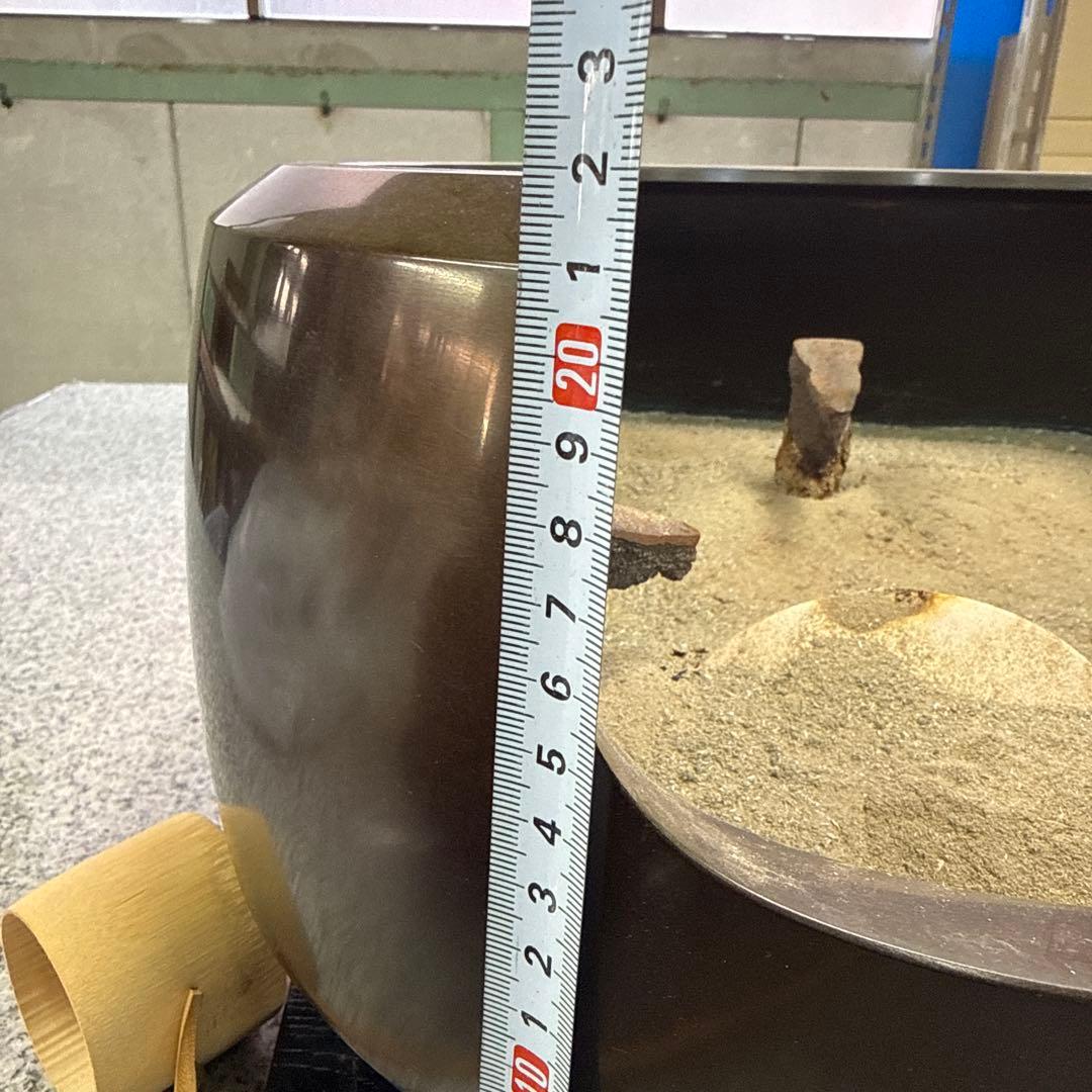 鋳鉄製茶釜 蓋付き 工芸品 アンティーク 茶道具 灰付き 風炉 格安