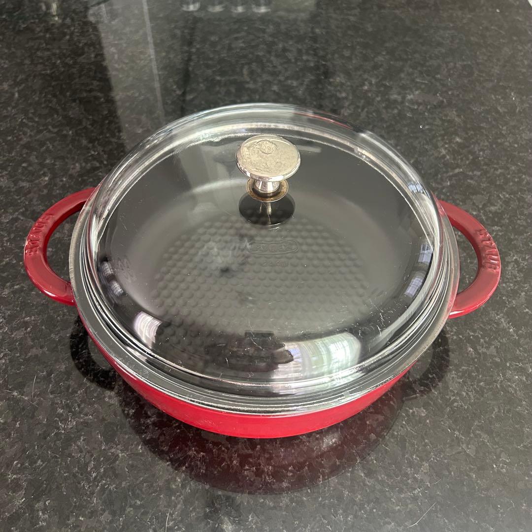 ストウブニダベイユ24cm チェリー ドームガラス蓋付き