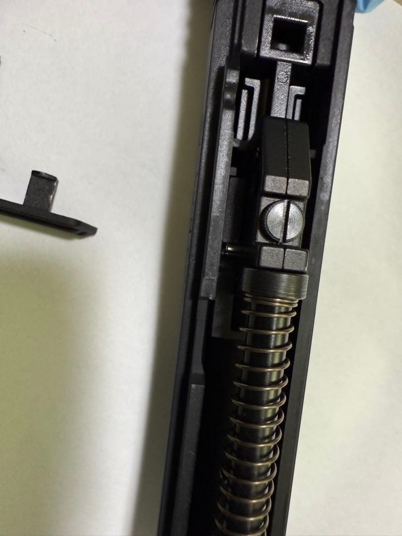 Carbon8 CZ P-09 CO2ブローバック