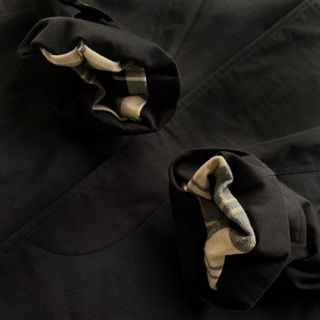 近年　バーバリー　襟袖裏ノバチェック　ロゴ刺繍　ステンカラーコート　ガーメント