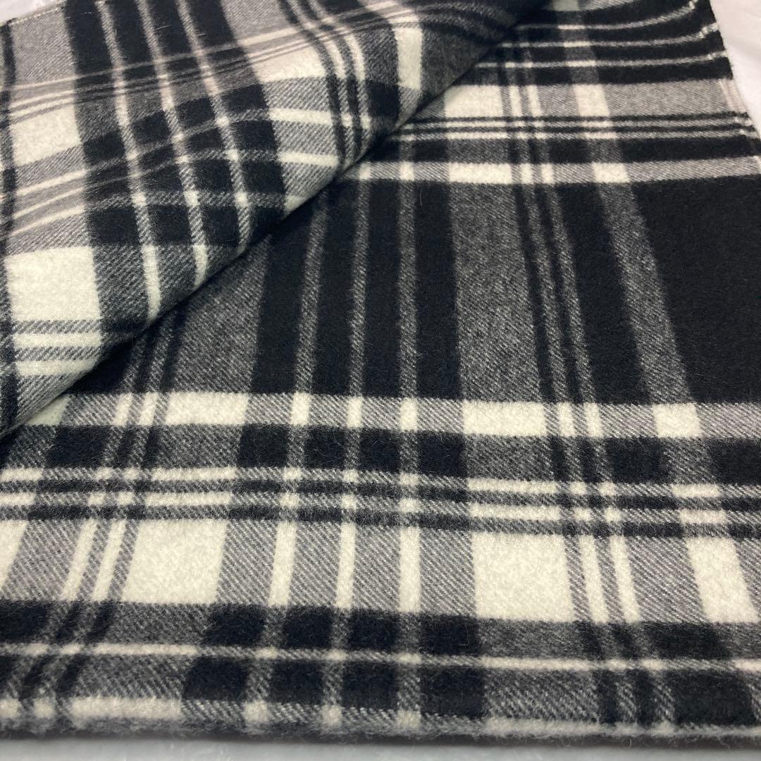 専用 新品 ジョンストンズ カシミヤ100％ 大判ストール ブラック＆ホワイト