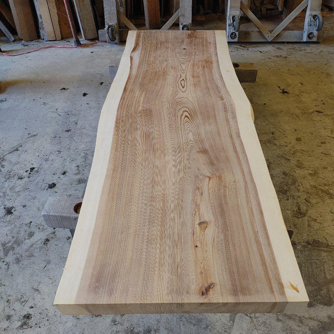 送料込み　一枚板　杉　スギ　無垢材　天板　テーブル　カウンター DIY　番号55