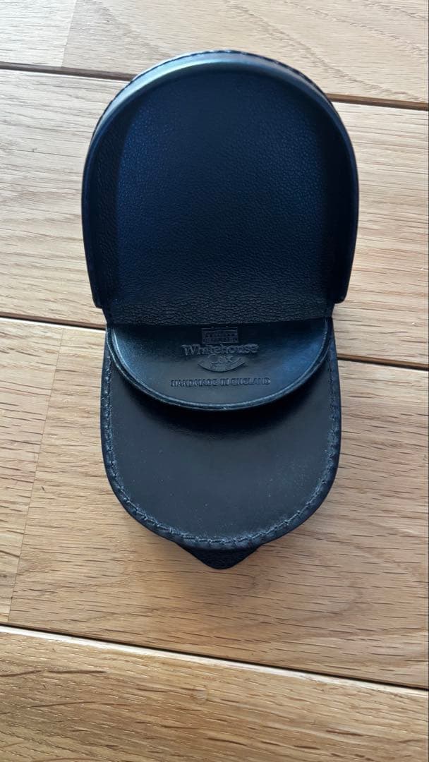 【期間限定】ホワイトハウスコックス　馬蹄型　ブラックケース