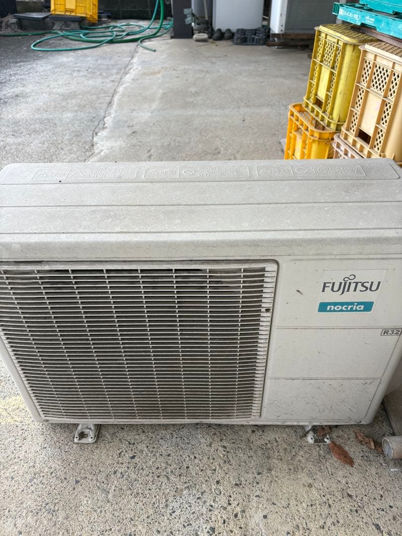 【Ts】富士通　エアコン室外機AS-C40G-W ノクリア