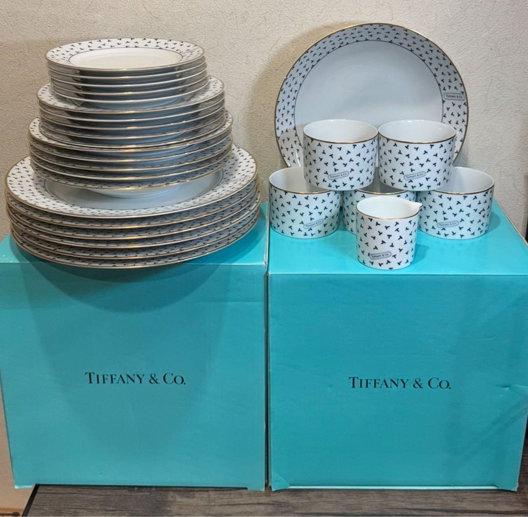 本日限定値下げ★Tiffany ダンシングT 食器セット　28P プレート皿