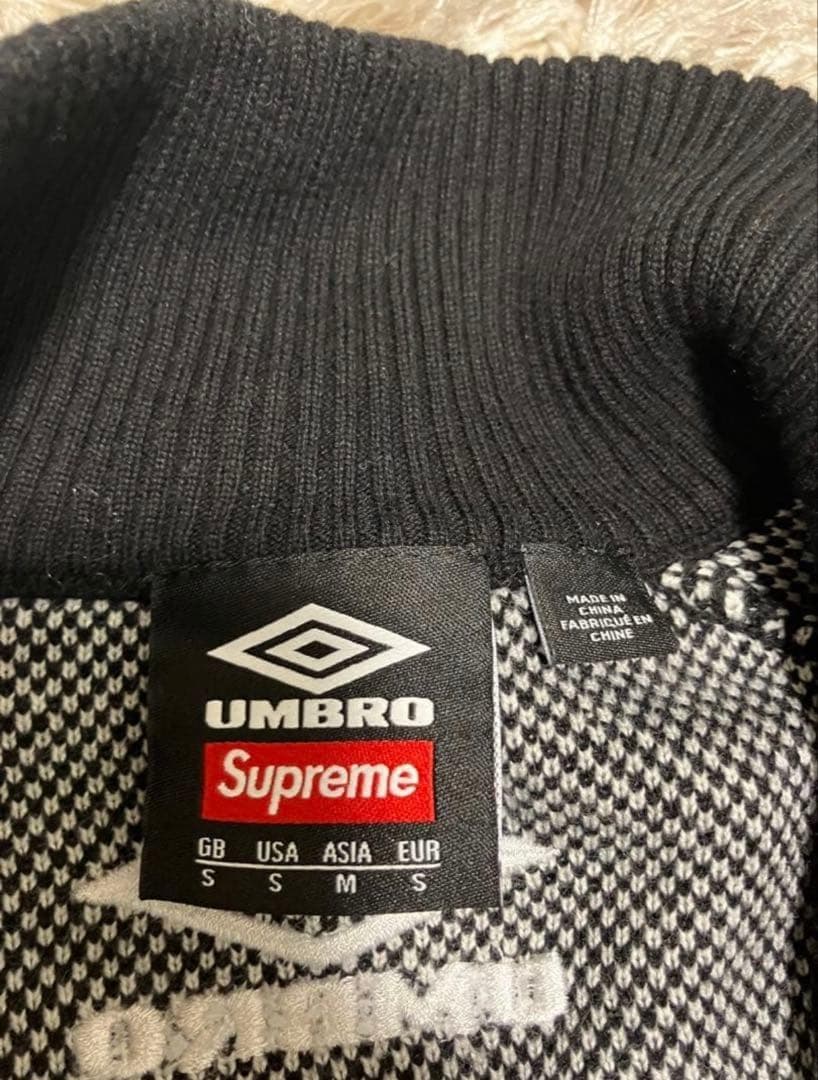 Supreme®/Umbro® Zip Up Sweater Black