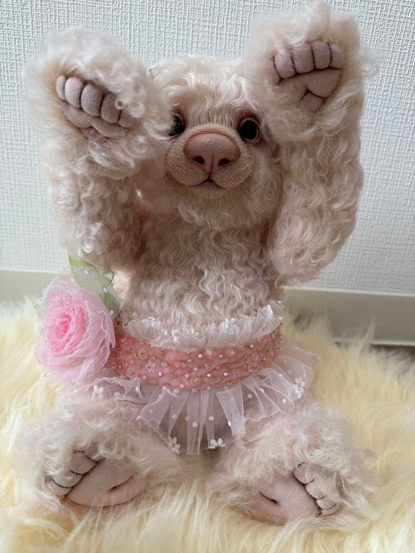 海外作家様作　ハンドメイド　ピンクのテディベア