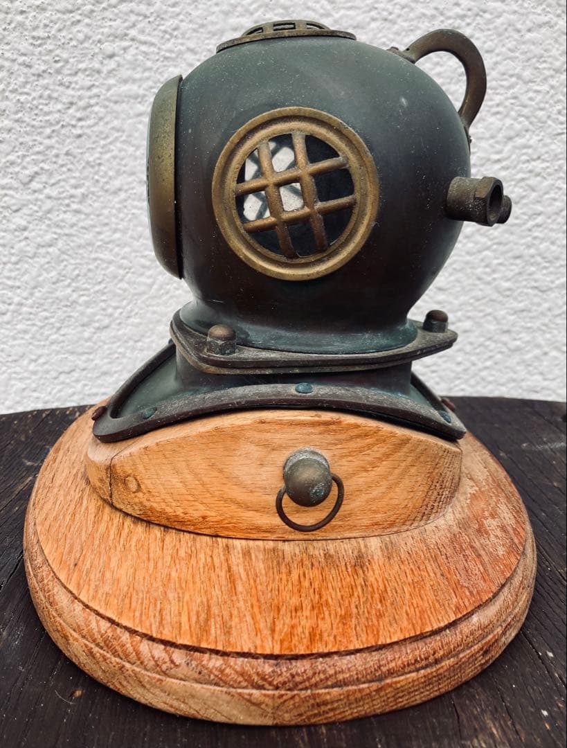 潜水ヘルメット　銅製オブジェ アンティーク インテリア　置き時計