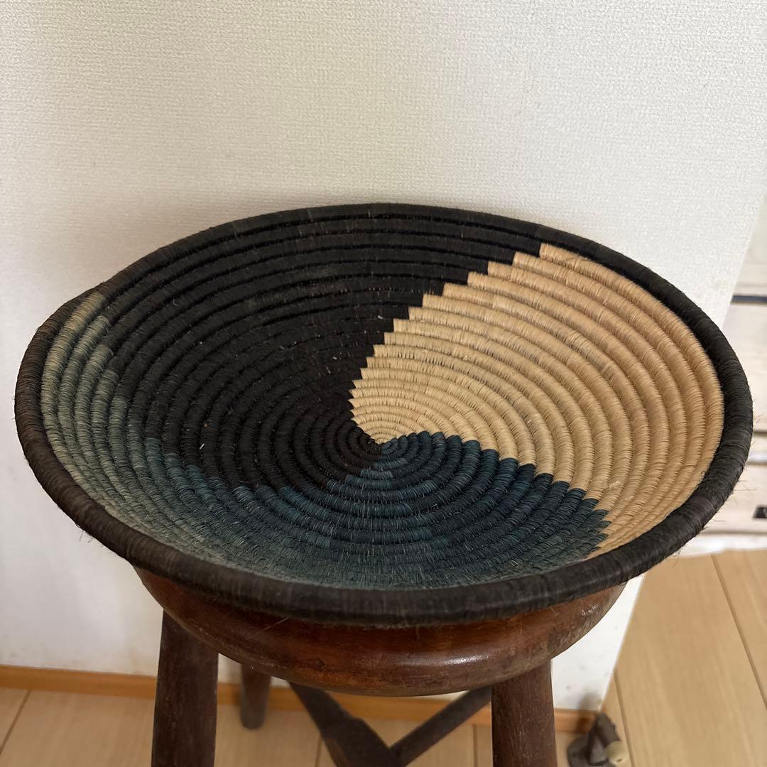 円形バスケット 黒 青 ベージュ