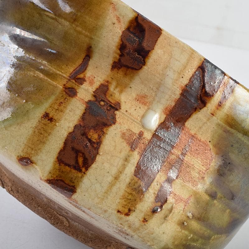 茶道具　人間国宝　鈴木蔵作　織部　沓形茶碗　茶碗　仕覆付　共箱　M　R9462