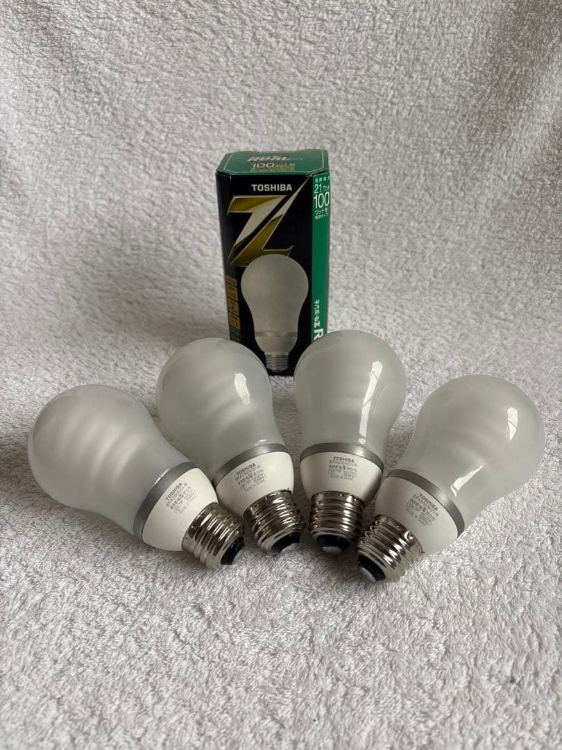 ★☆TOSHIBA ネオボールZ 100形電球タイプ E26 ４個セット①★☆