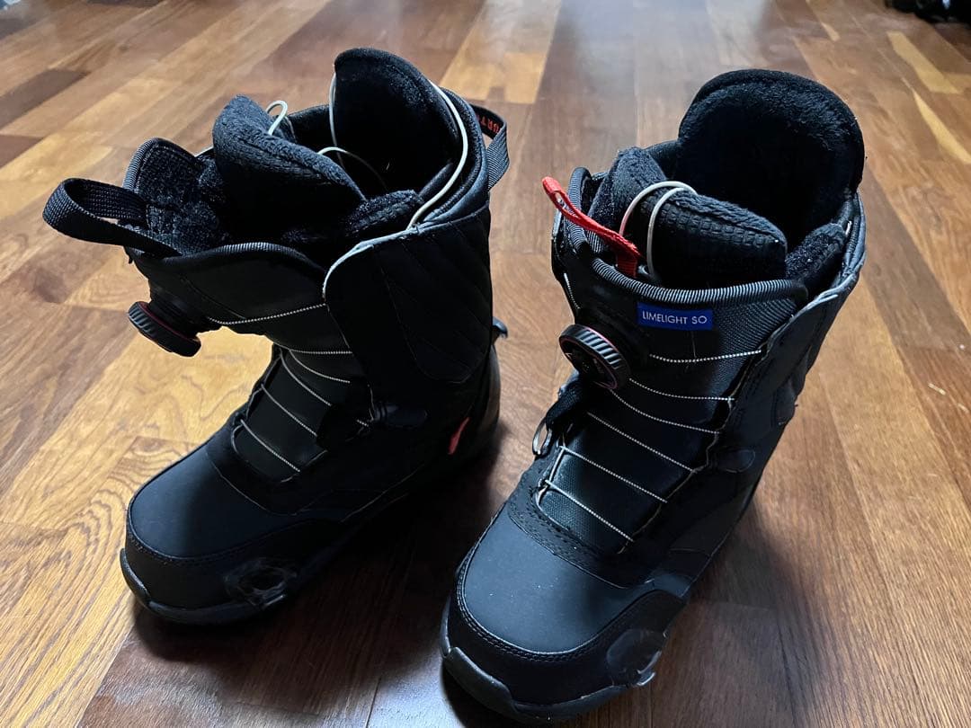 ゆゆ スノーボードブーツ