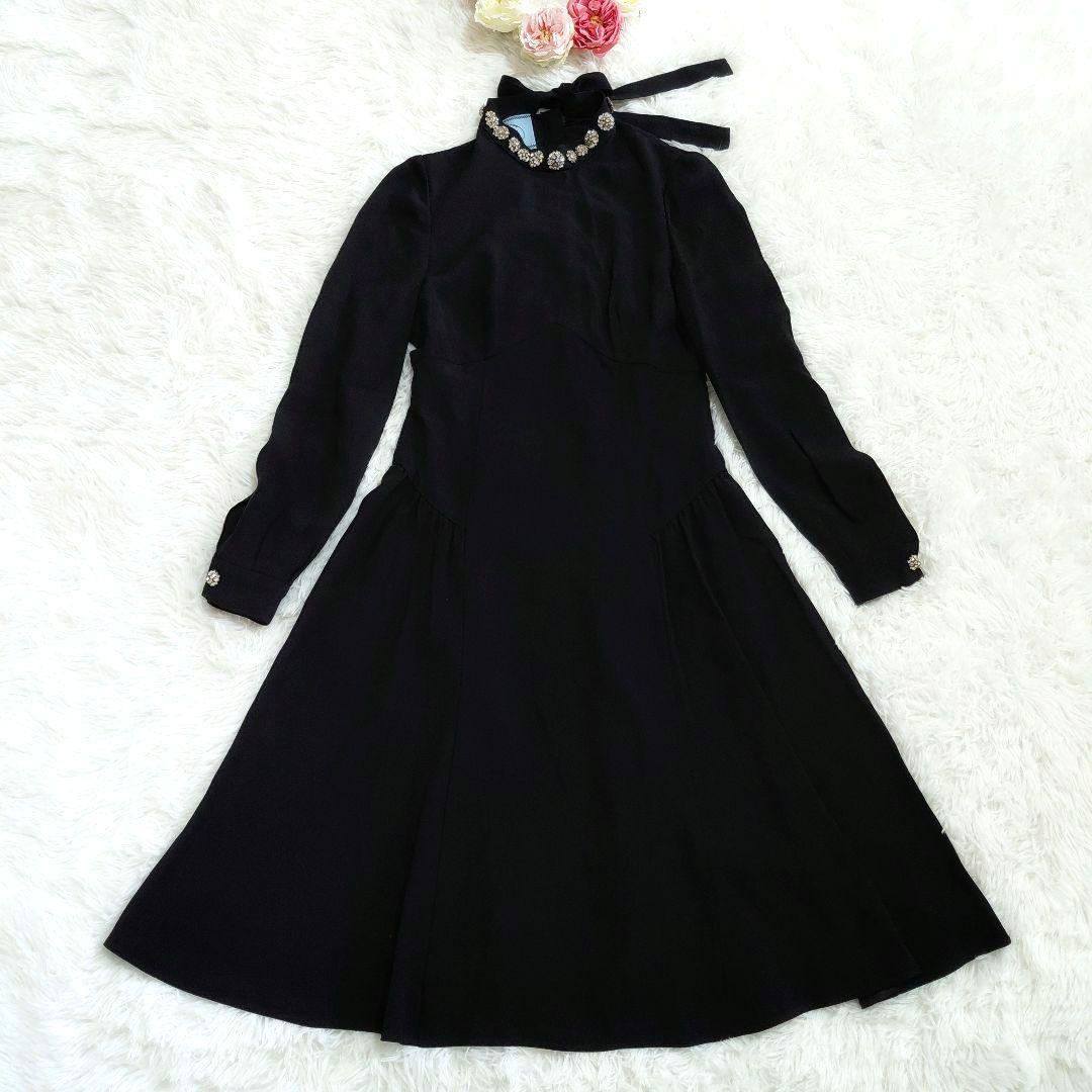 PRADA ハイネック　長袖　ビジュー付きワンピース　フレア　Aライン