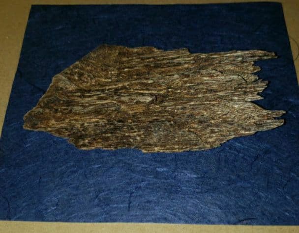 沈香、伽羅、六国五味、聞香、香木「ベトナム・フエ産 特上14,1」15