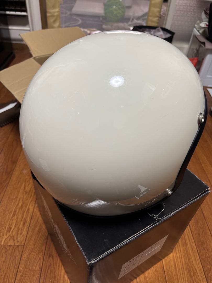 スーパーマグナム スタンダード　アイボリー　tt&co ヘルメット