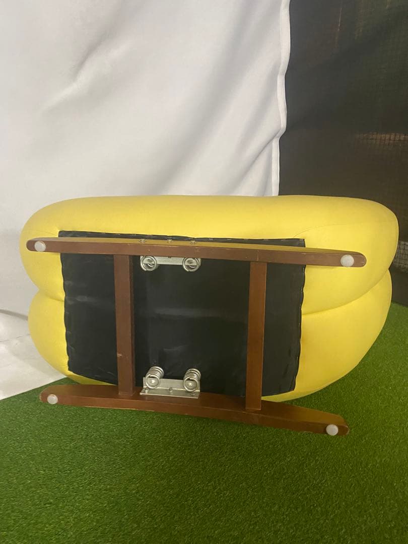 バナナ型ロッキングチェア