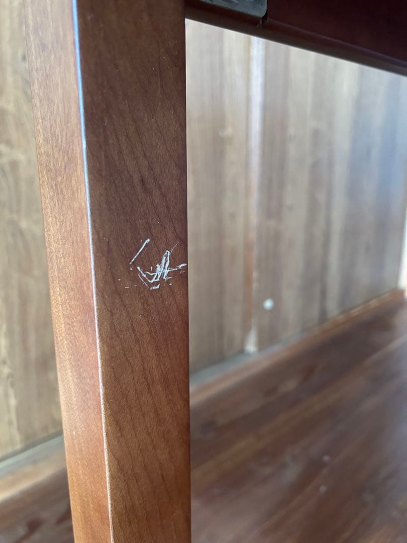 ダイニングテーブル Akari