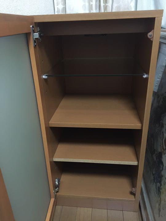 キュリオケース ディスプレイ インテリア　飾り棚　照明