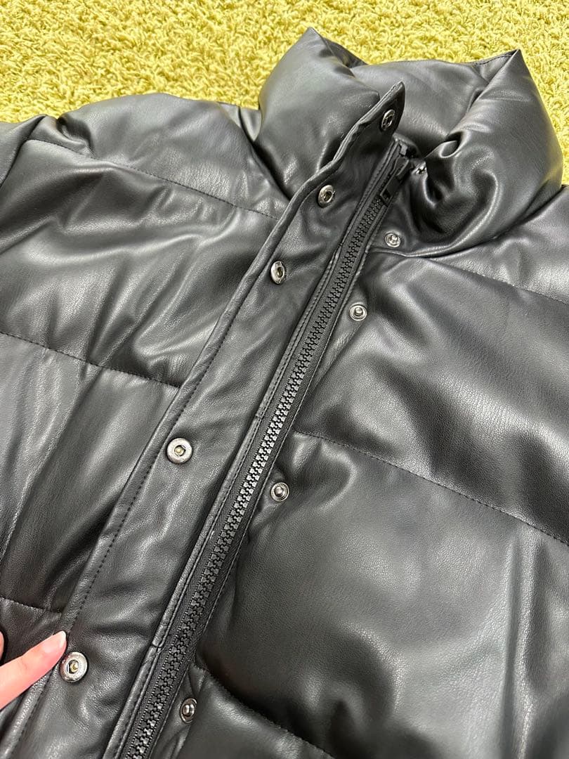 ZARA フェイクレザーダウンジャケット