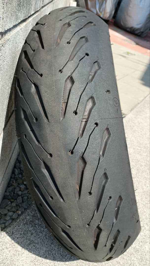 ミシュラン　ロード5　前後セット120/70ZR17、190/55ZR17