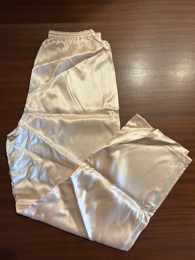 ト*ロ様 【新品】ミラショーン シルクパジャマ&リバティパジャマ　レディースM