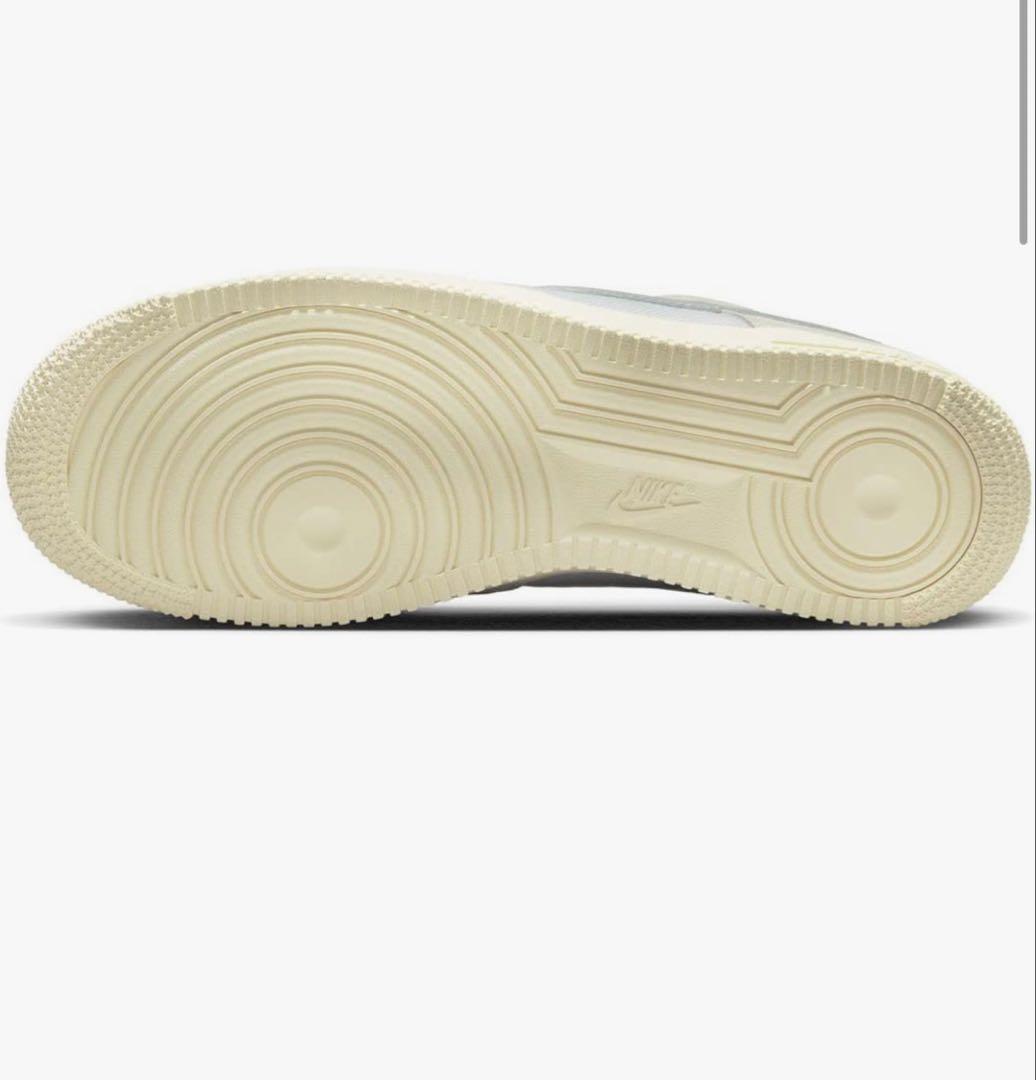 エアフォース1 07 LV8 AIRFORCE 1 スニーカー