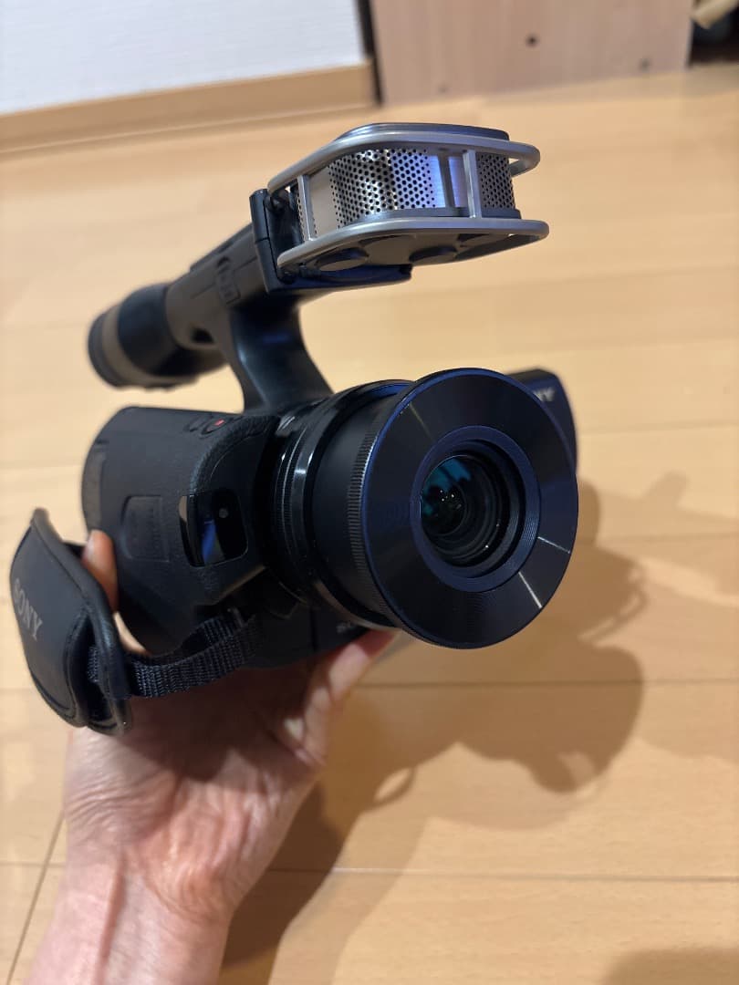 【★ほぼ新品】SONY NEX-VG20 ビデオカメラ 本体