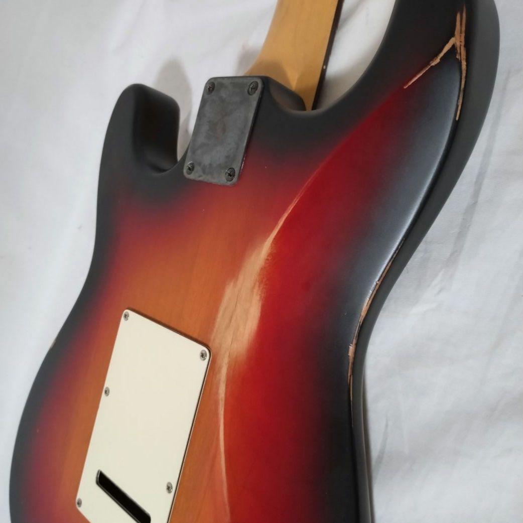 Bacchus　バッカス　BST-50RE　ストラトタイプ　レリック加工