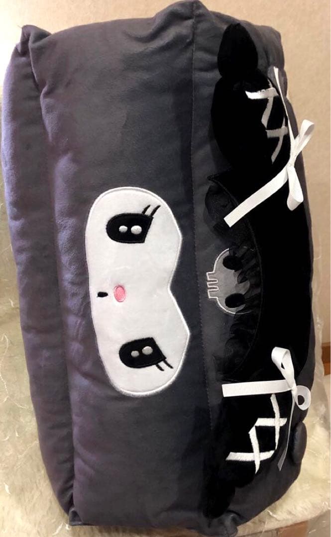 新品タグ付マイメロディ マルチフロアクッション長座布団 ゴロ寝枕　クロミ　セット