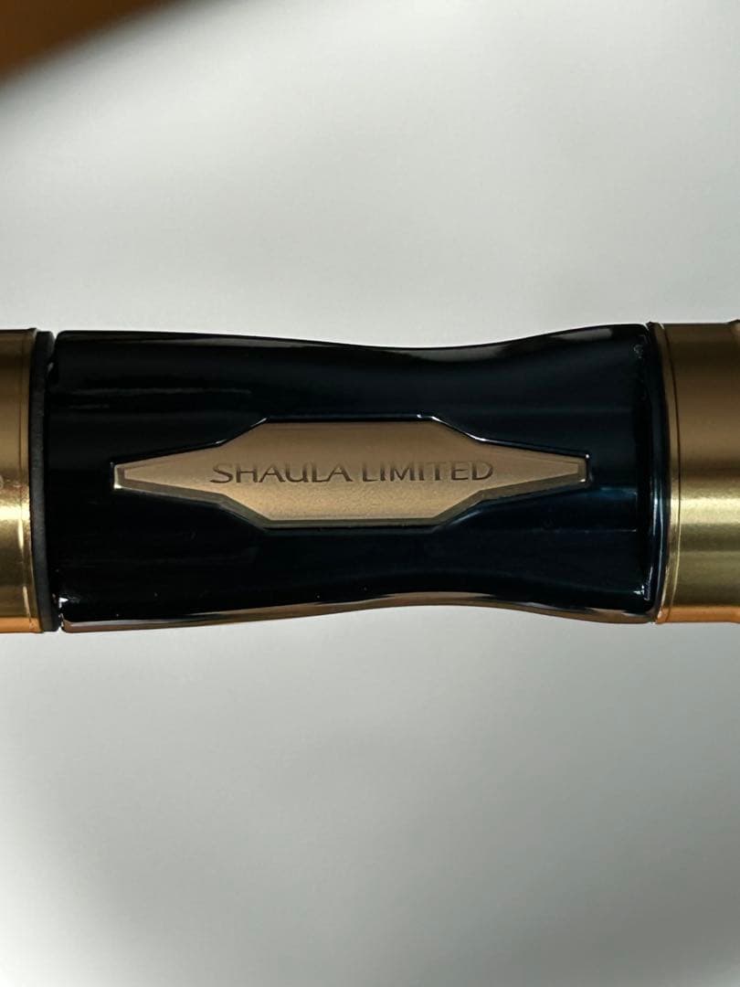 【美品】ワールドシャウラリミテッド　2701FF-3　シマノ