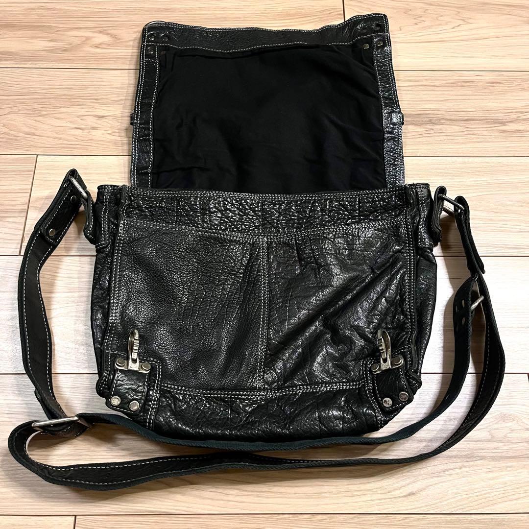 DIESEL メッセンジャーバッグ　本革