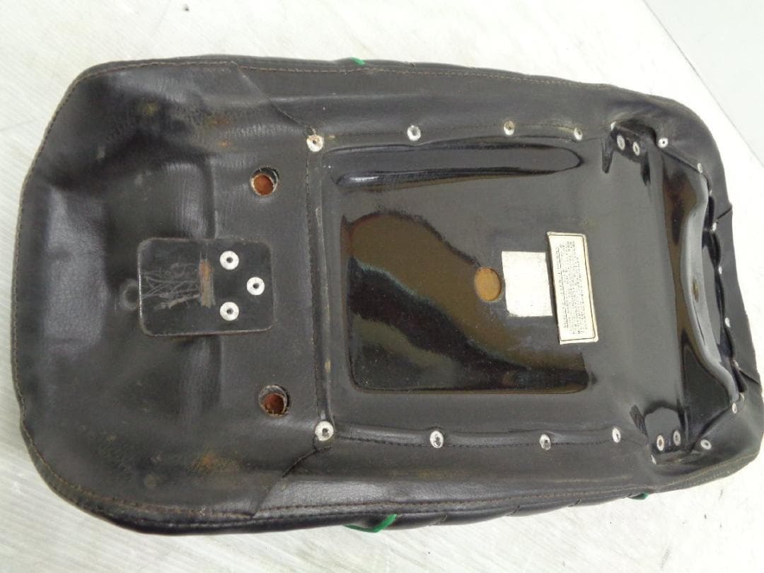 250TR キャブ Fi イージーライダース ナイトロヘッズ シート