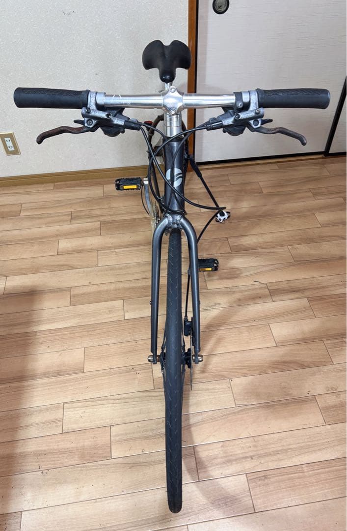 GIANT ESCAPE DISC クロスバイク　ジャイアント