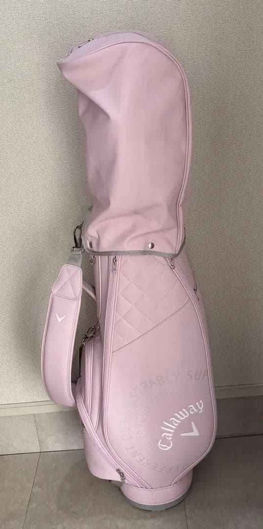 Callaway ピンク ゴルフバッグとクラブとホールとピンセット　初心者セット