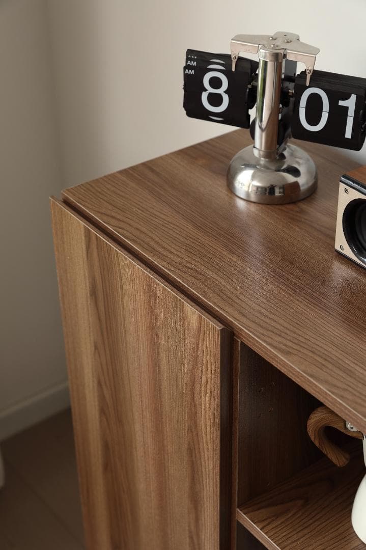 超人気！キャビネット 扉付き サイドボード 収納棚 Brown