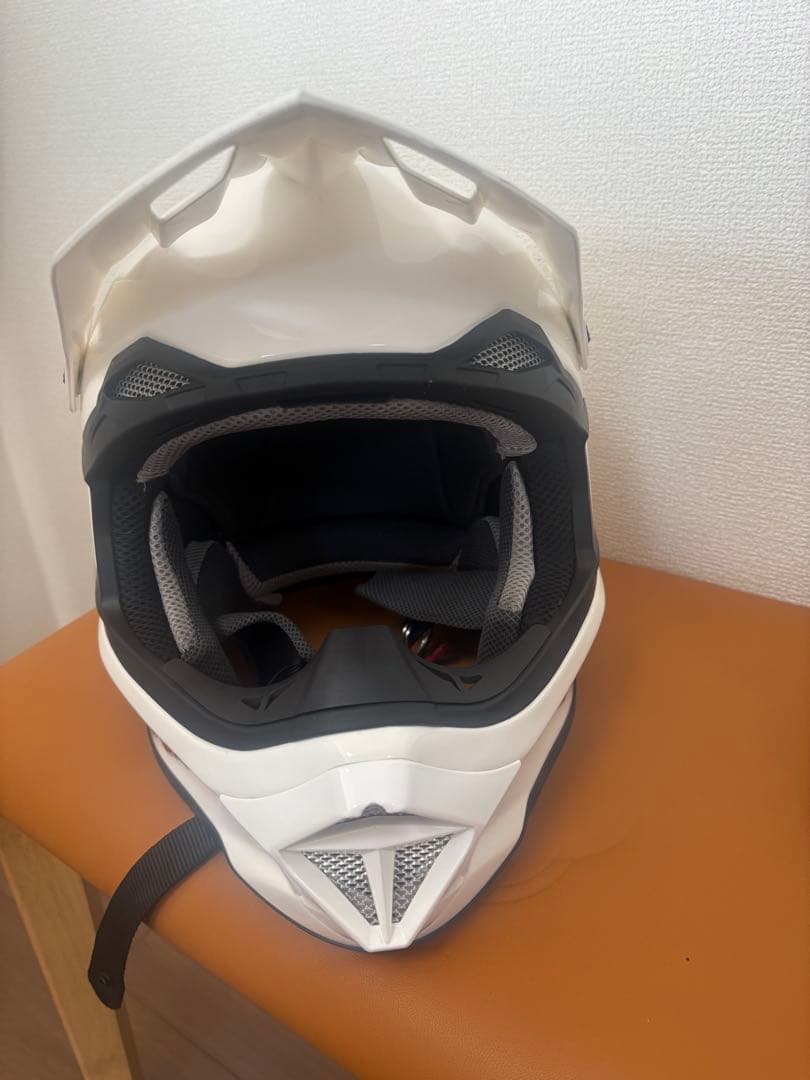 オフロードヘルメット ホワイト