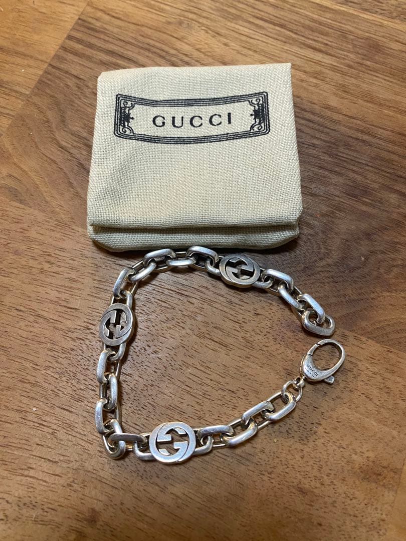 ⭐️ 大人気 GUCCI インターロッキングGスターリングシルバーブレスレット