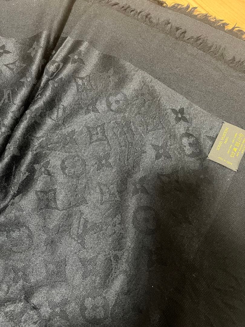 LOUIS VUITTON ブラック ストール