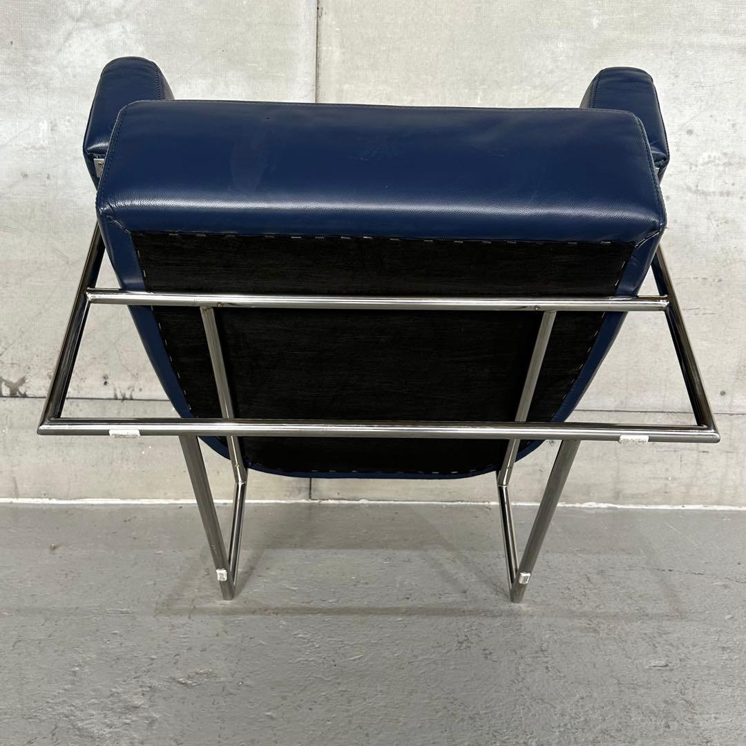 合皮クラブチェア◎ モダンデザインラウンジチェア／低座面／店舗・サロン・書斎