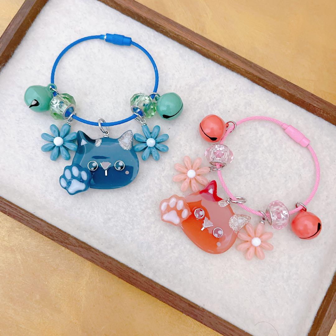 レジン キョロ三毛ちゃんのお花ひらひらワイヤーリングキーホルダー☺︎