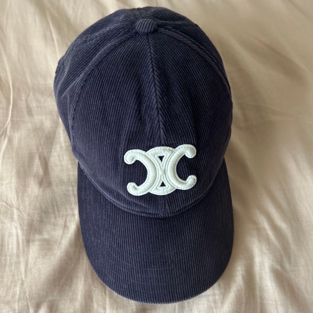 セリーヌ　トリオンフ　キャップ　コーデュロイ