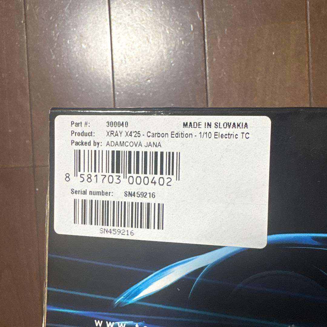 新品未開封XRAY X4 2025 カーボン　1/10EPツーリングカー