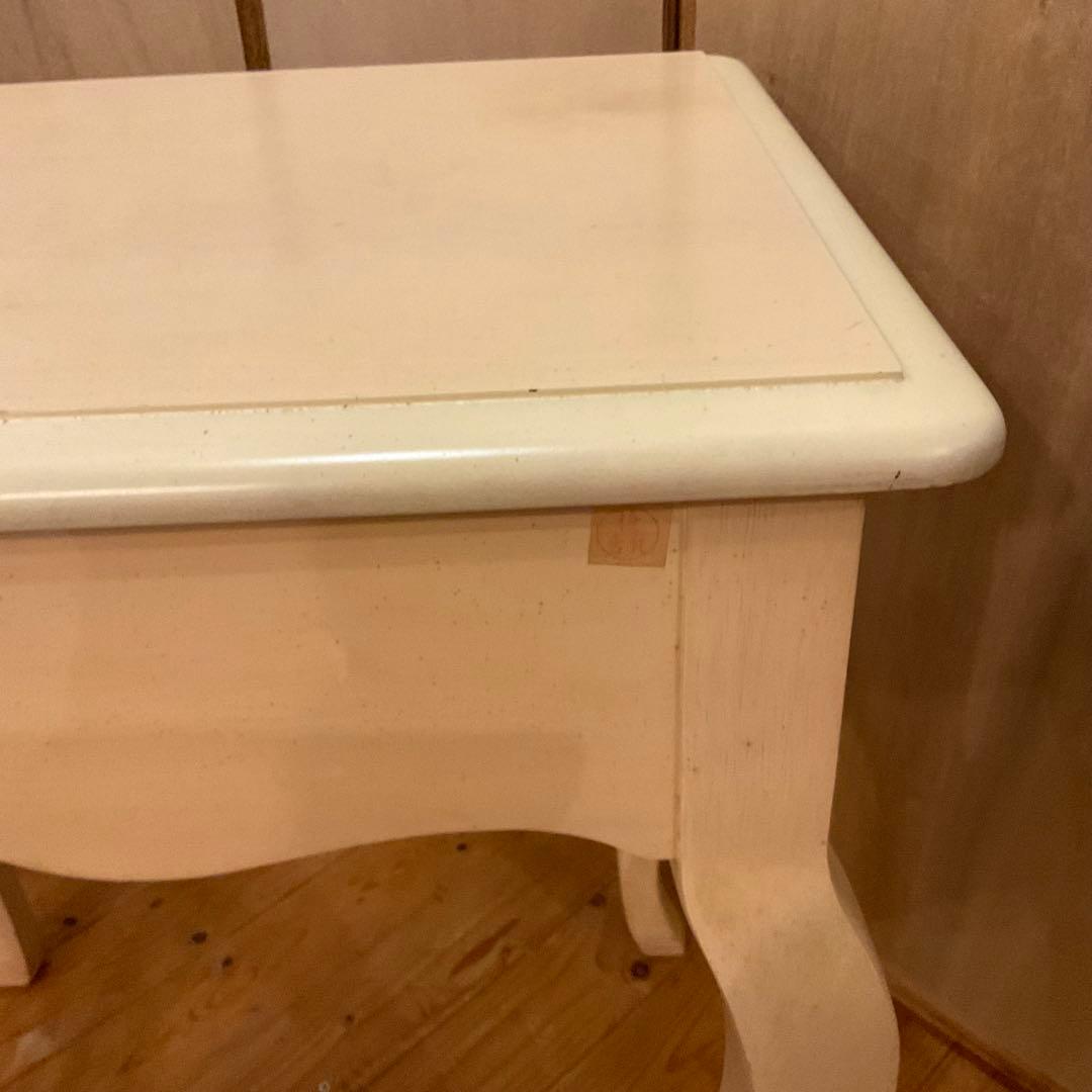 リン・ホーリン 猫脚 サイドテーブル LYNN HOLLYN IDC 大塚家具